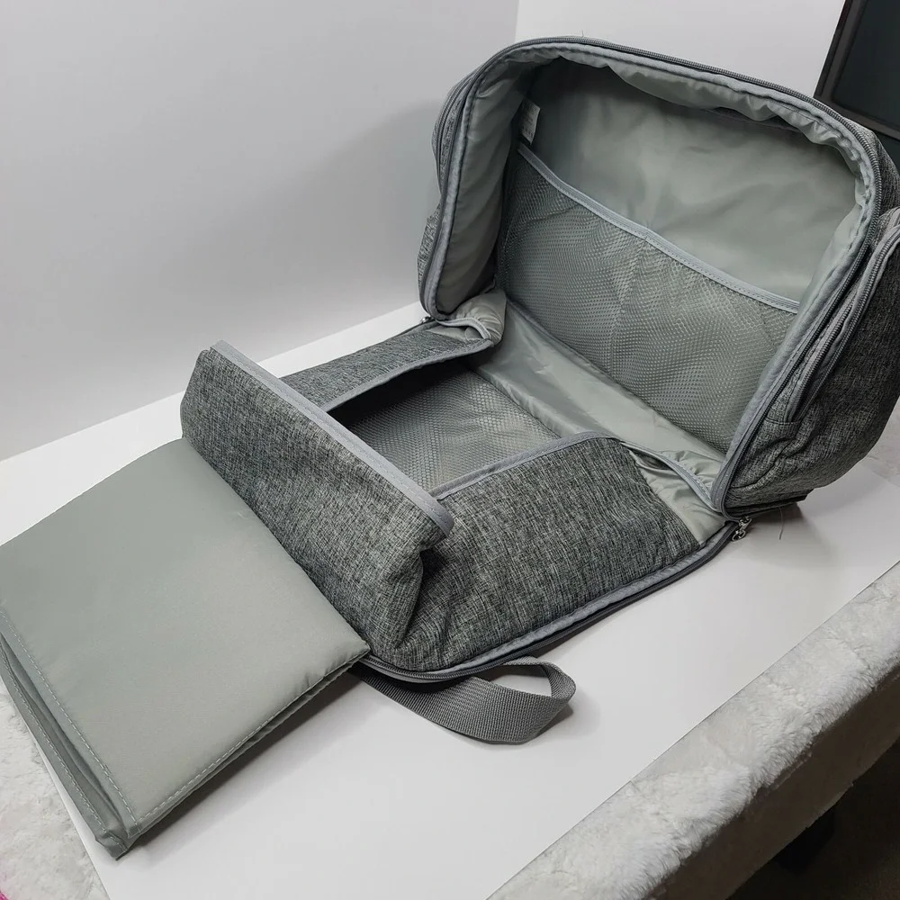 Scuddles Travel Bassinet 3-in-1 Baby Bed Diaper Bag Changing Station Easy Travel